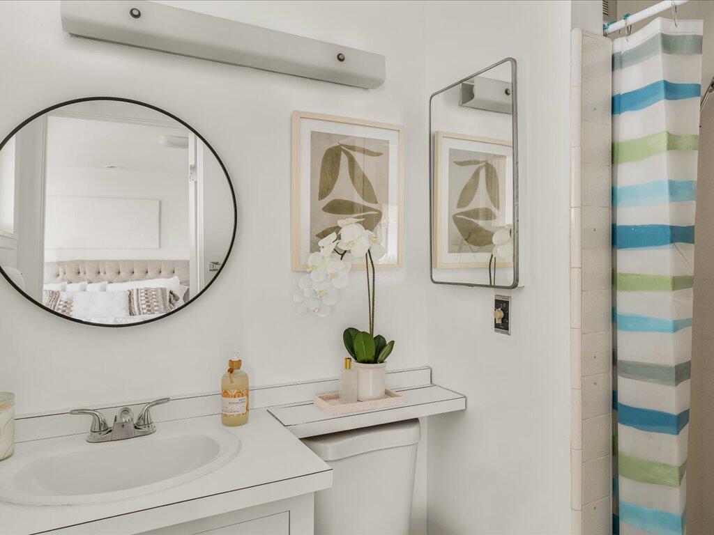 Santa Barbara, California, 93101, United States, 3 Bedrooms Bedrooms, ,2 BathroomsBathrooms,Residential,For Sale,2008962