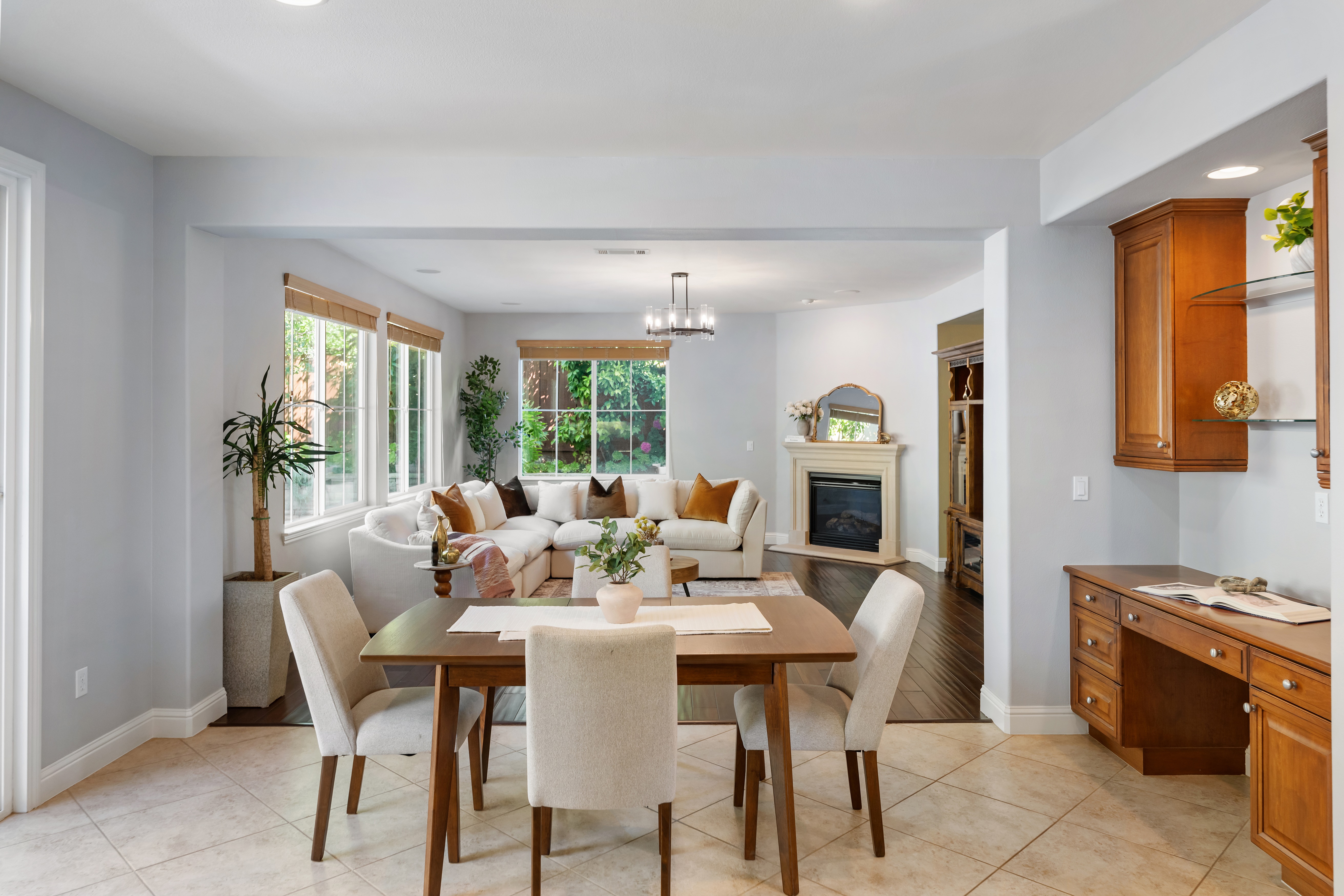  Mediterranean Elegance Meets Resort-Style Living in Prestigious Windemere - 物件實景