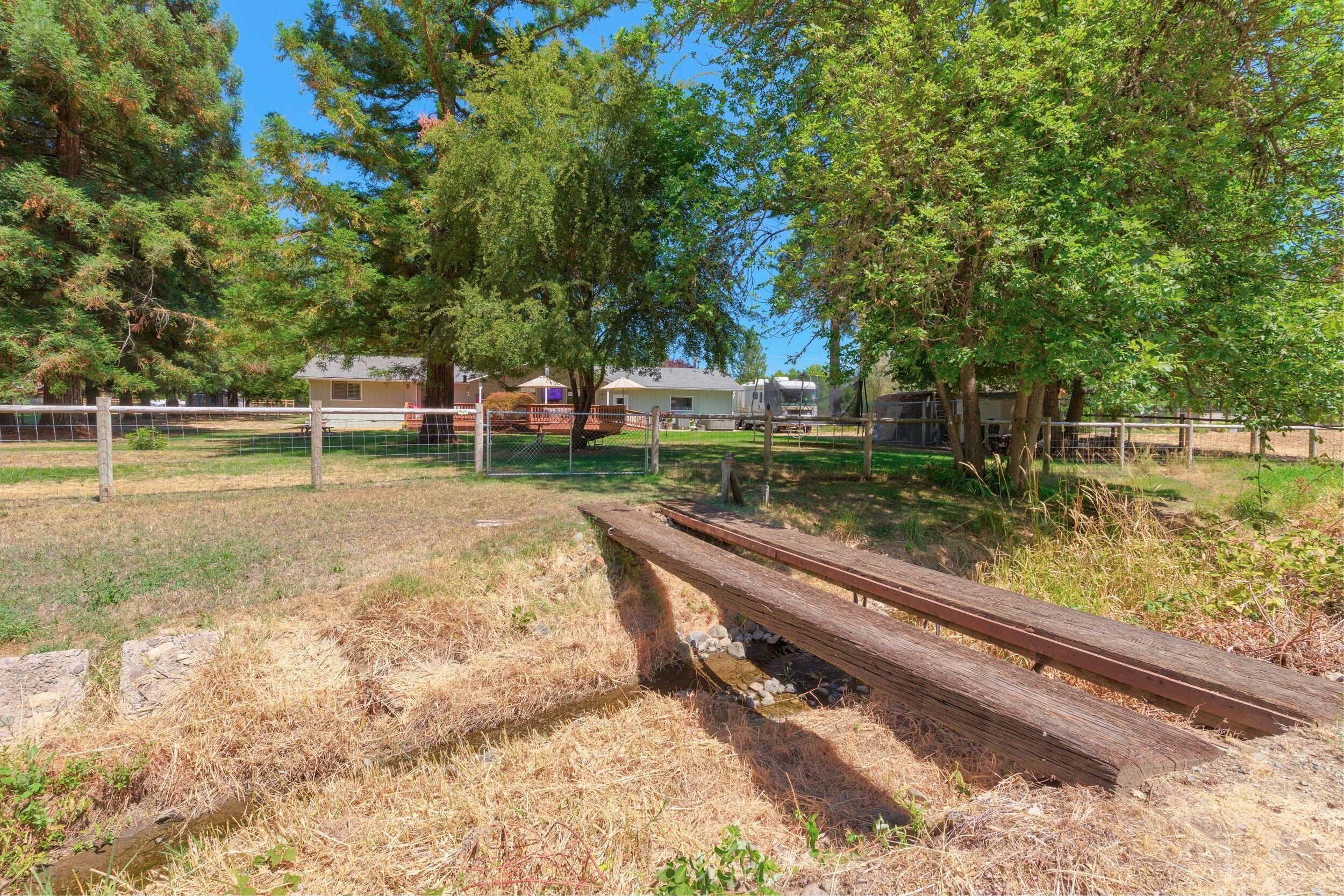 Grants Pass, Oregon, 97527, United States, 3 Bedrooms Bedrooms, ,3 BathroomsBathrooms,Residential,For Sale,1928717