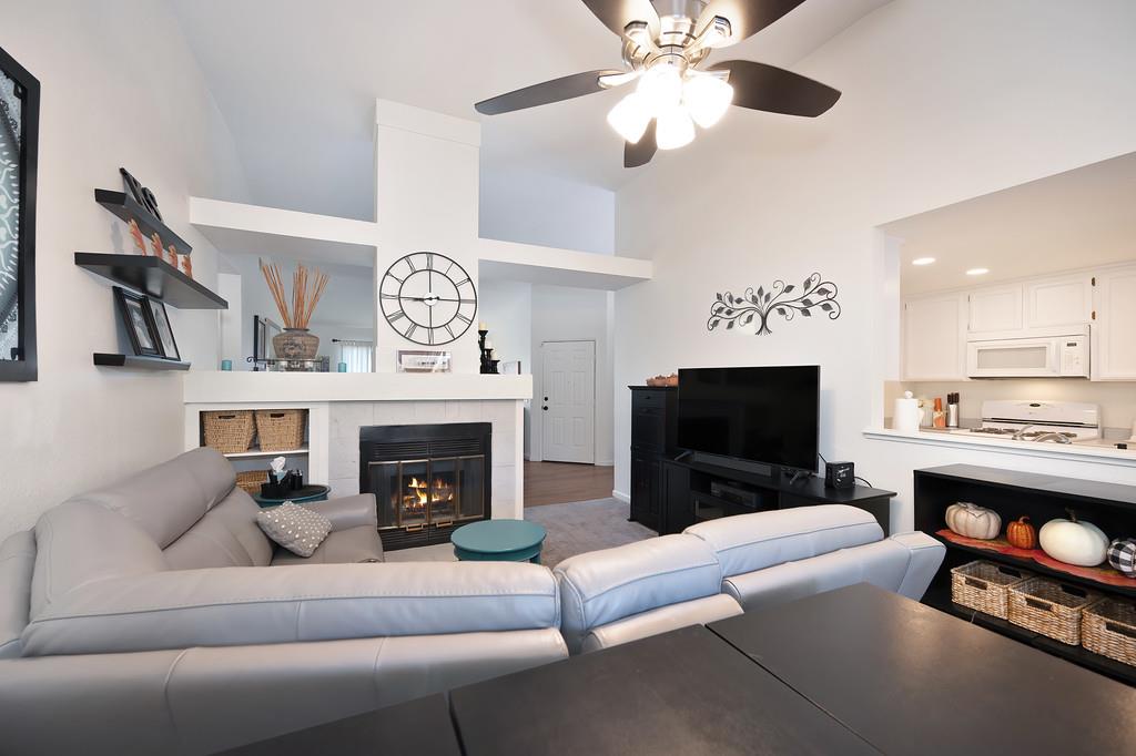 Rocklin, California, 95765, United States, 3 Bedrooms Bedrooms, ,2 BathroomsBathrooms,Residential,For Sale,1988988