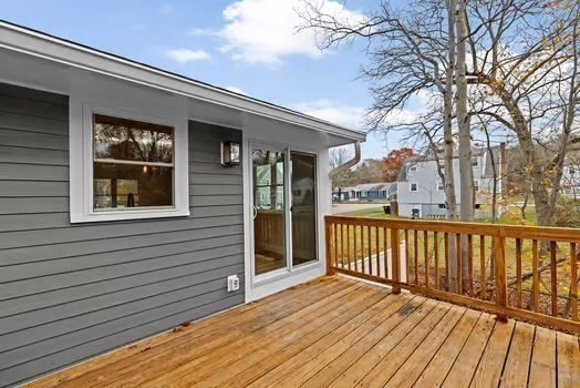 Whitman, Massachusetts, 02382, United States, 2 Bedrooms Bedrooms, ,1 BathroomBathrooms,Residential,For Sale,1992846