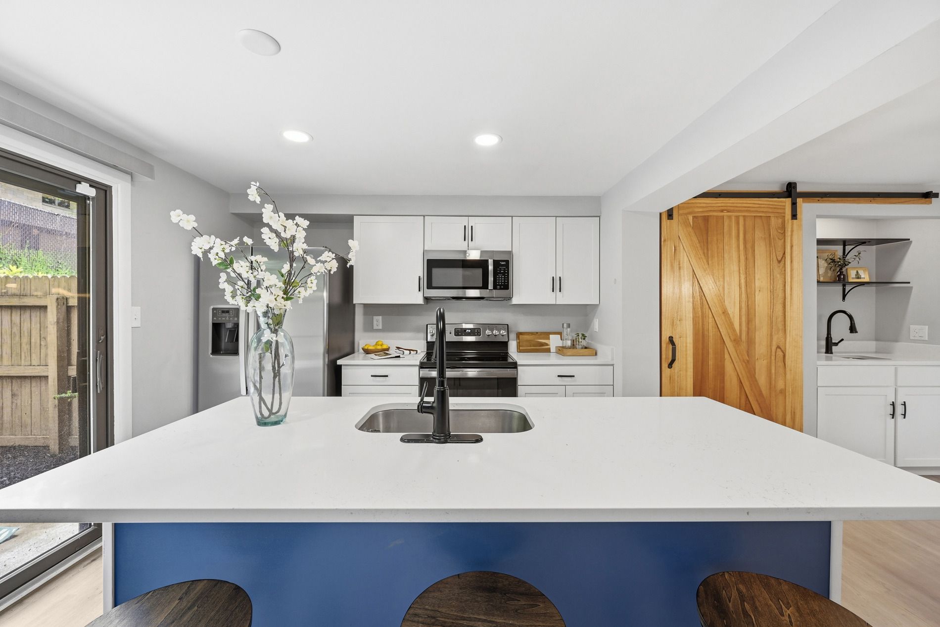  907 Camelot Drive, Pittsburgh, PA 15237 - 物件實景