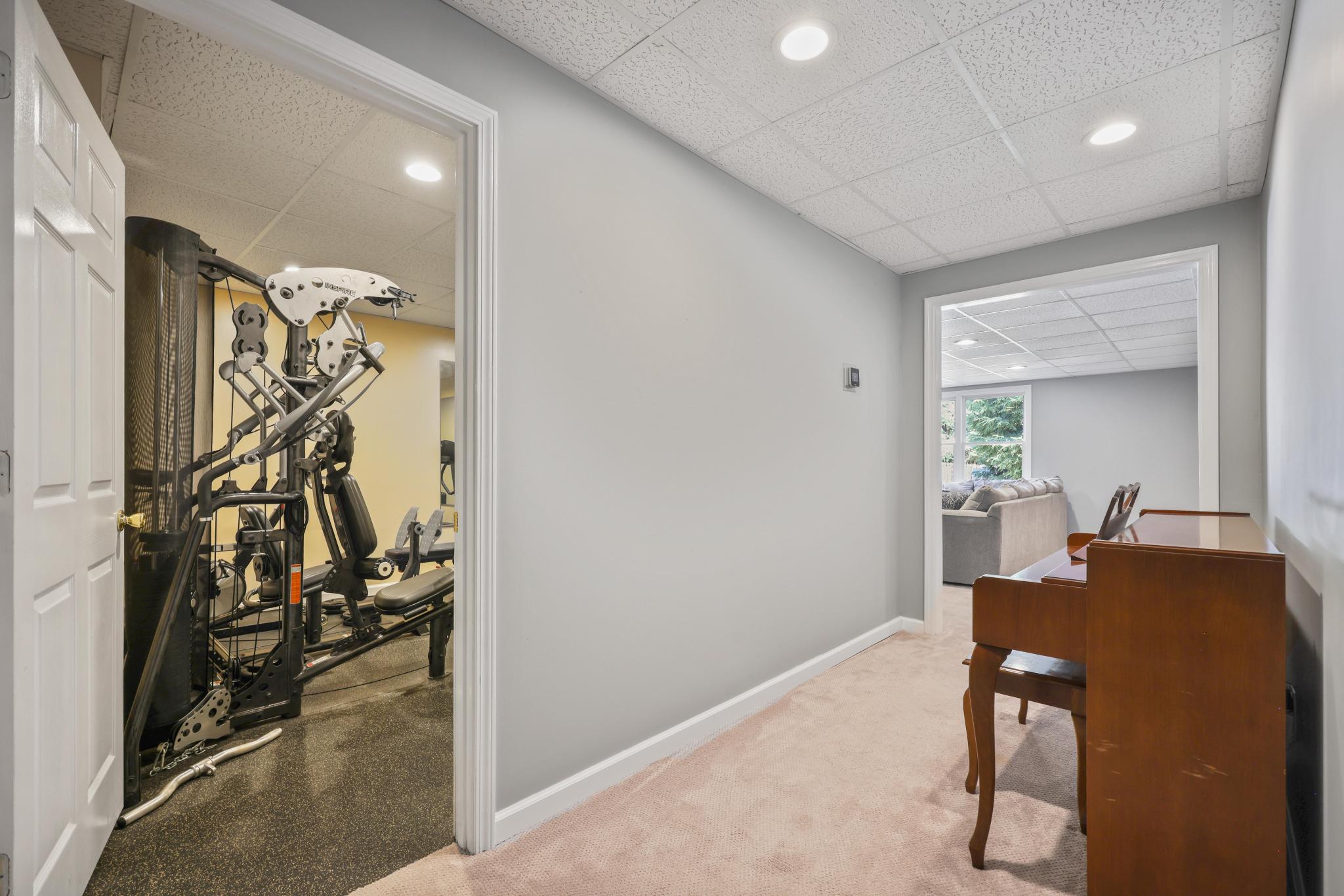  Beautifully Maintained Home in Established Burnt Hickory Pointe - 物件實景