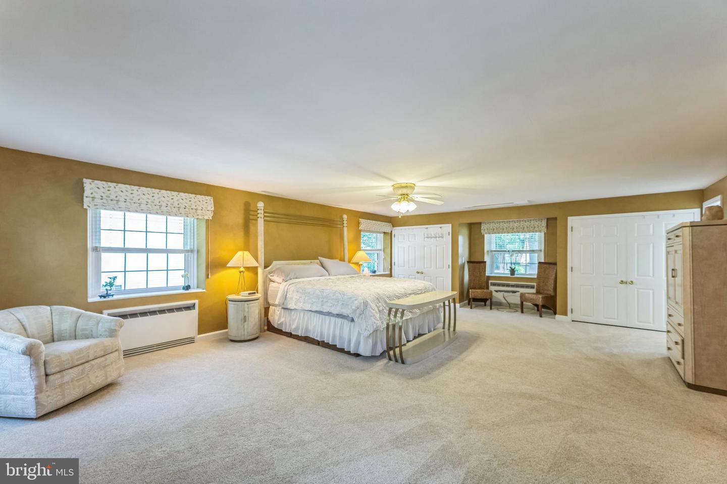Drexel Hill, Pennsylvania, 19026, United States, 5 Bedrooms Bedrooms, ,6 BathroomsBathrooms,Residential,For Sale,1934182