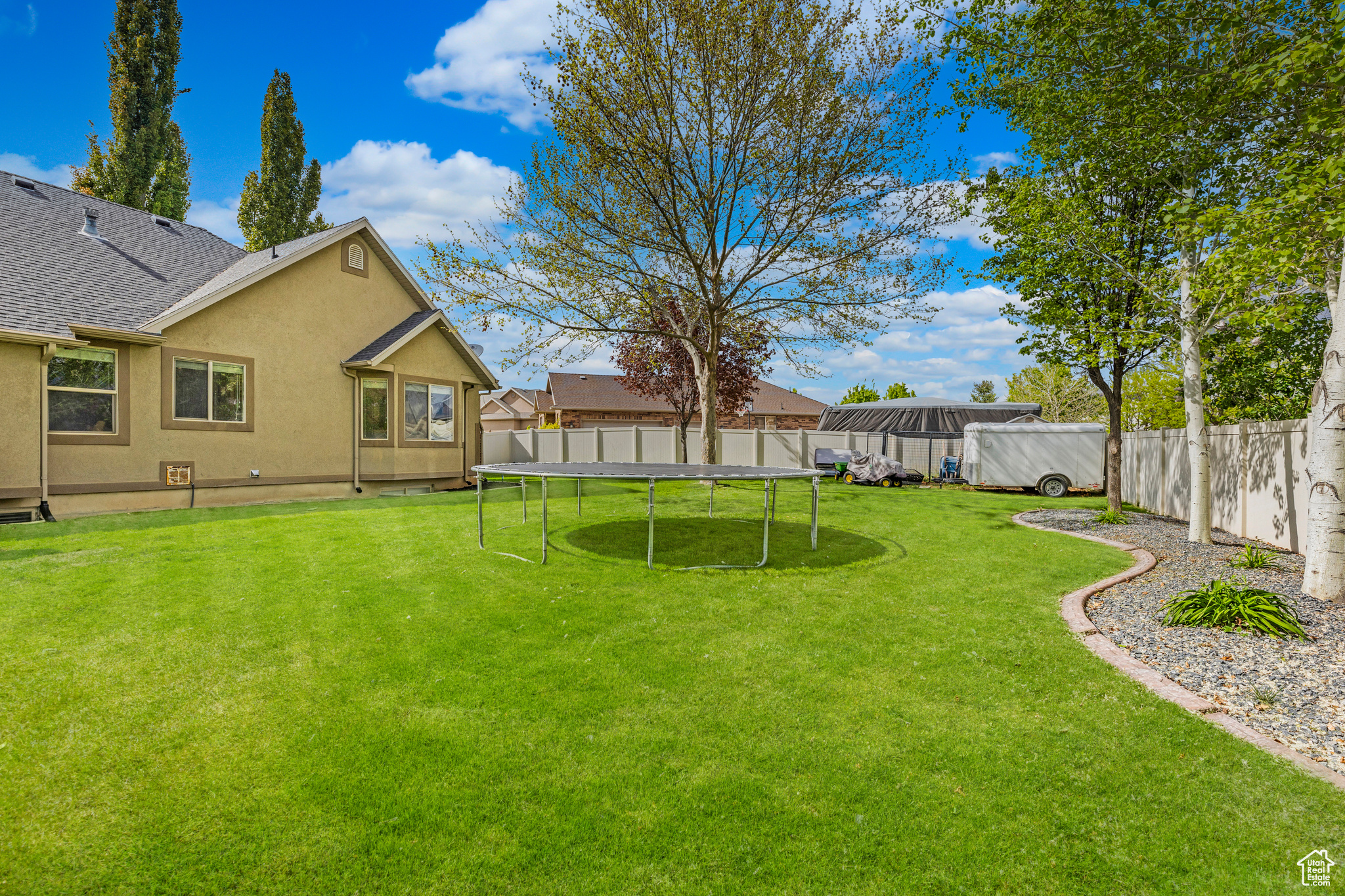 Layton, Utah, 84041, United States, 6 Bedrooms Bedrooms, ,3 BathroomsBathrooms,Residential,For Sale,1795196