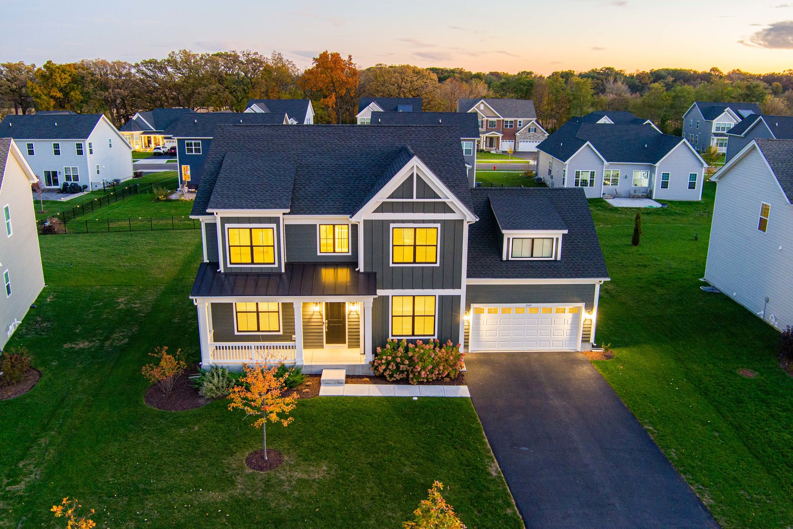 Elgin, Illinois, 60124, United States, 4 Bedrooms Bedrooms, ,3 BathroomsBathrooms,Residential,For Sale,1941075