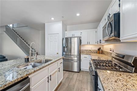 Riverside, California, 92505, United States, 4 Bedrooms Bedrooms, ,3 BathroomsBathrooms,Residential,For Sale,1987373