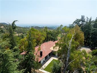 Yucaipa, California, 92399, United States, 4 Bedrooms Bedrooms, ,2 BathroomsBathrooms,Residential,For Sale,1848240