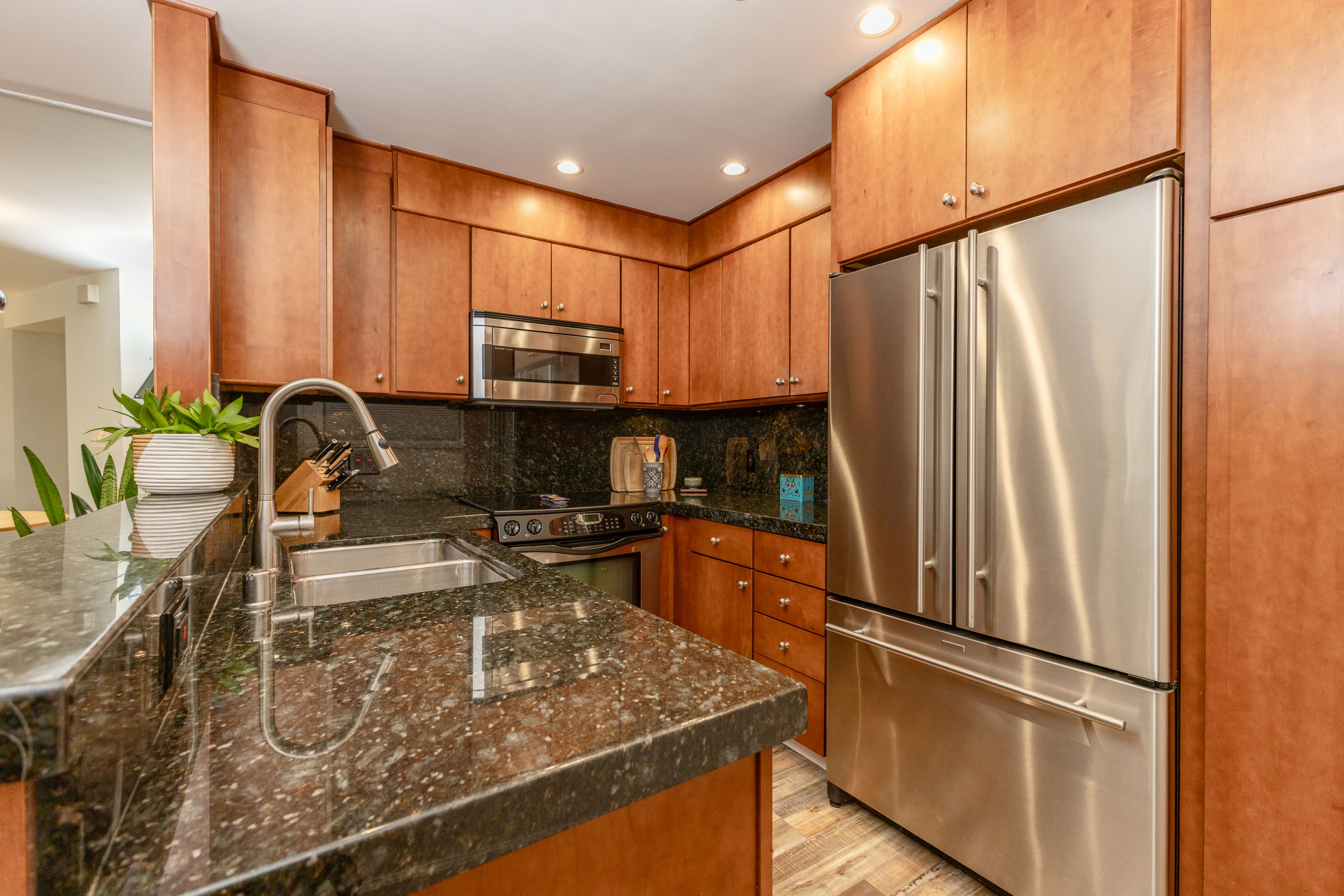  2260 North Cahuenga Boulevard #306 - 物件實景
