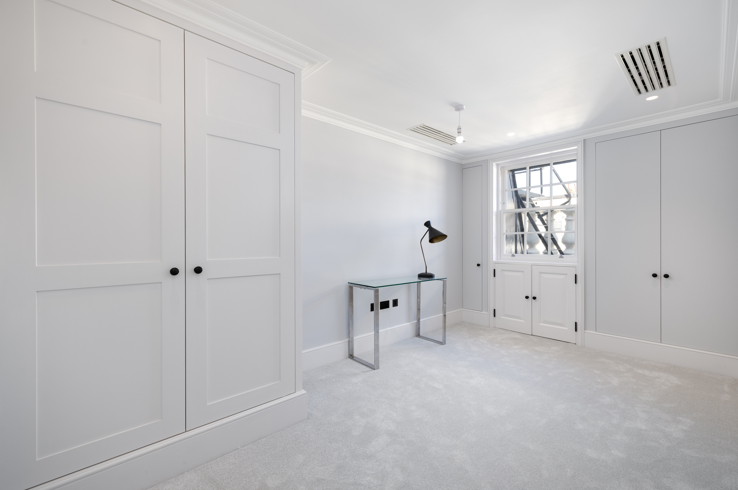  A Three-Bedroom Triplex with a Large Roof Terrace in Belgravia - 物件實景