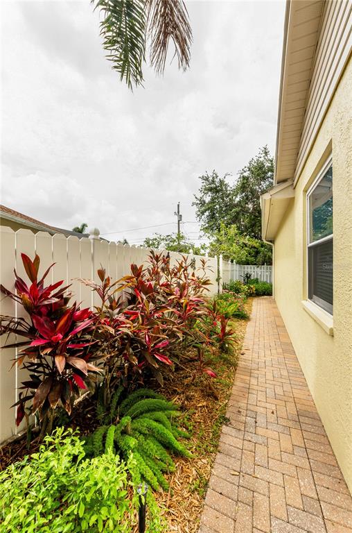 Dunedin, Florida, 34698, United States, 4 Bedrooms Bedrooms, ,2 BathroomsBathrooms,Residential,For Sale,1848616