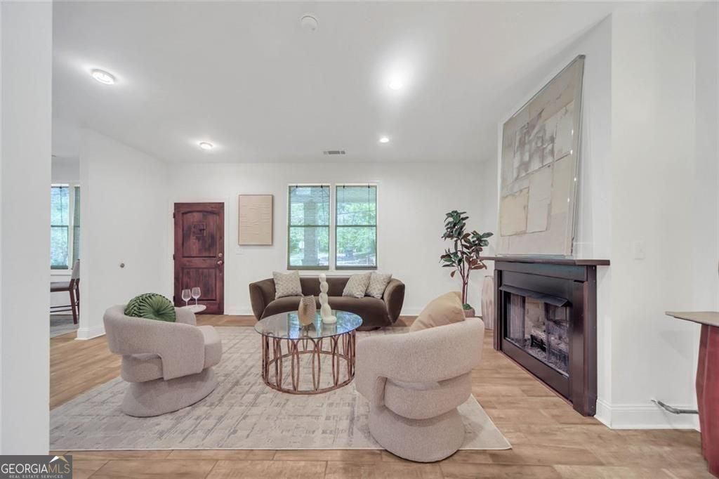 Stone Mountain, Georgia, 30083, United States, 4 Bedrooms Bedrooms, ,4 BathroomsBathrooms,Residential,For Sale,2038047