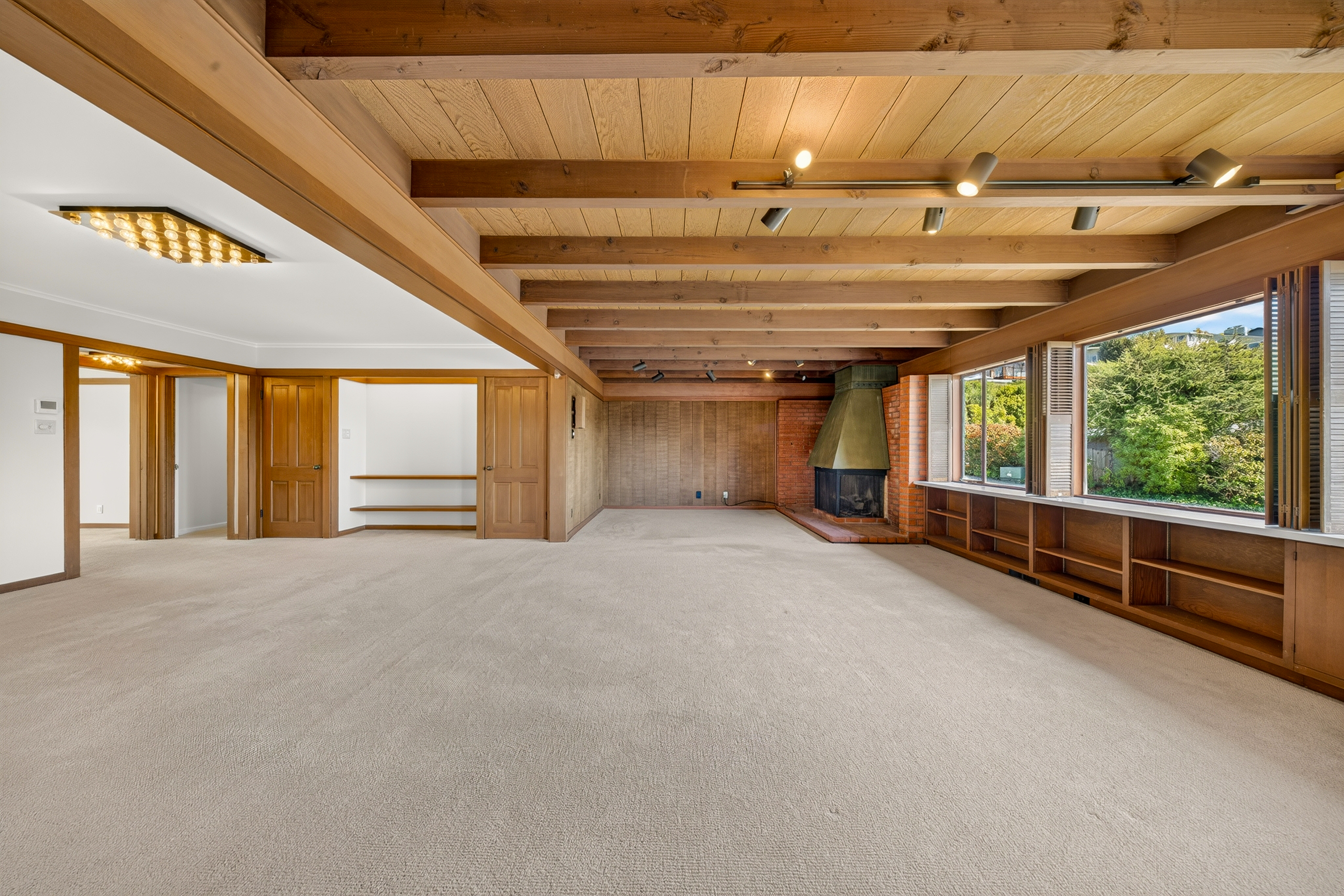 Mid-Century Character. Bay Views. A Rare Tiburon Opportunity - 物件實景