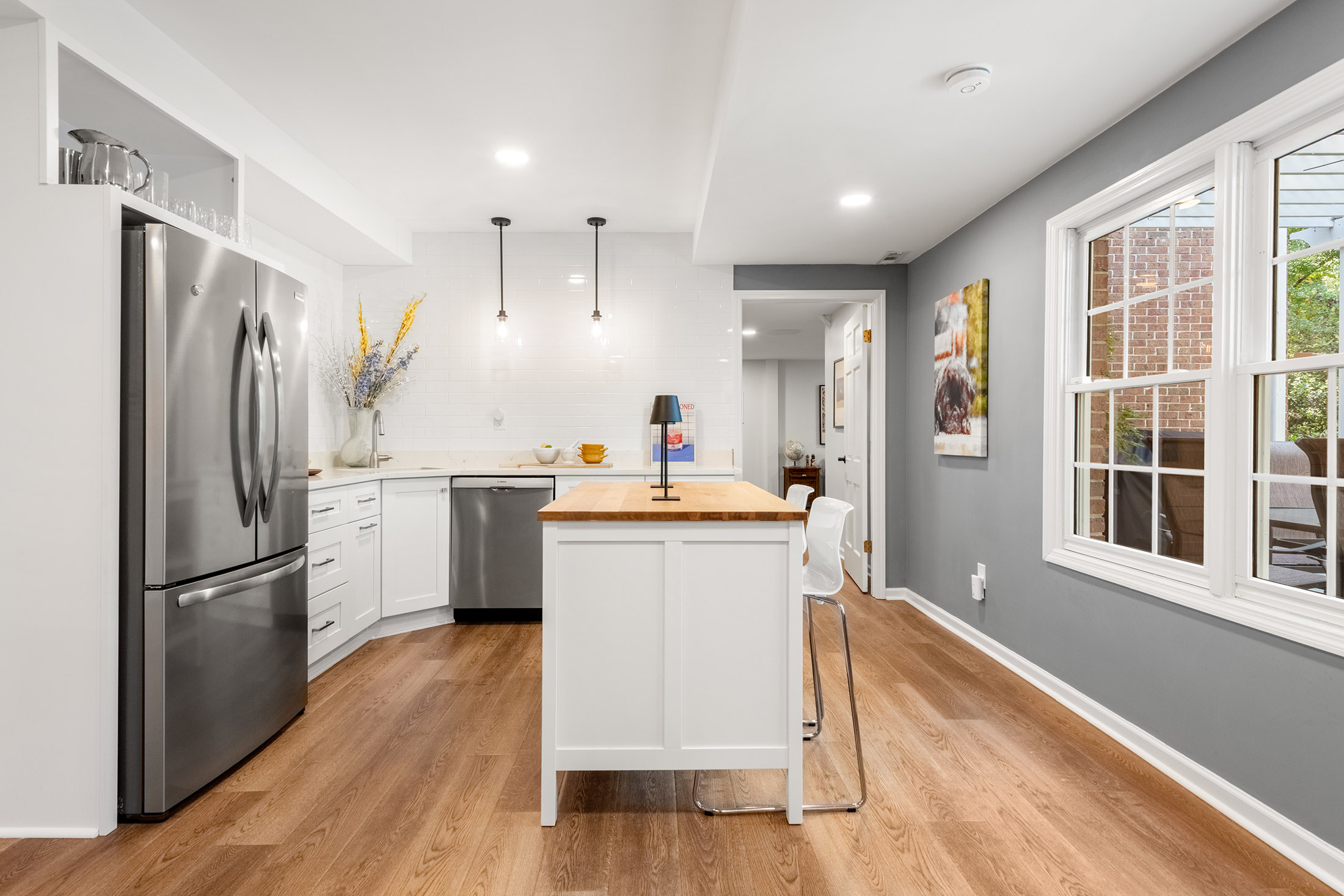  Charming Ranch Home with Heated Pool in a Great Sandy Springs Location - 物件實景