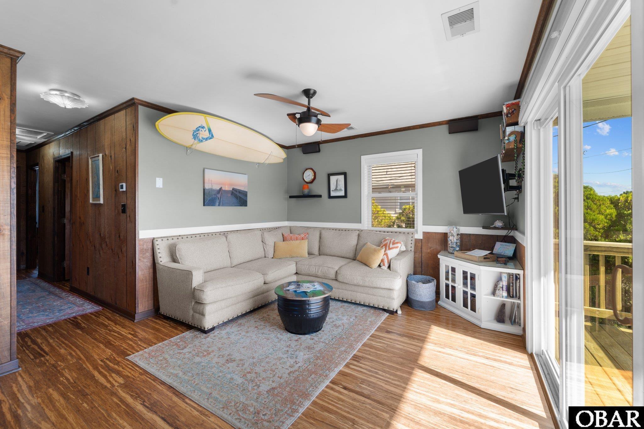 Kill Devil Hills, North Carolina, 27948, United States, 3 Bedrooms Bedrooms, ,2 BathroomsBathrooms,Residential,For Sale,1911985