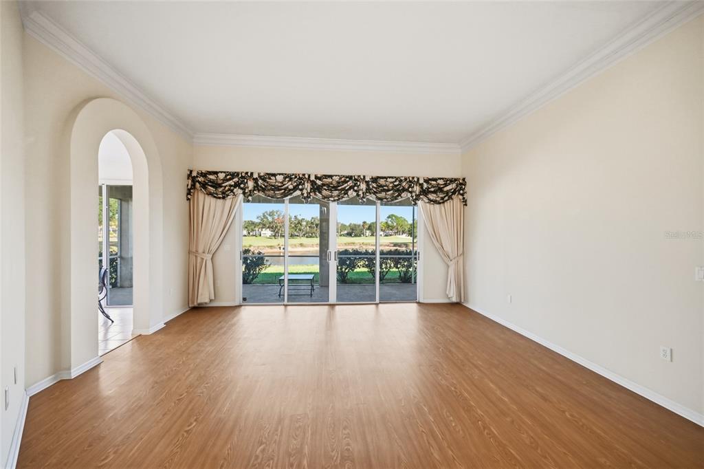 Sarasota, Florida, 34235, United States, 3 Bedrooms Bedrooms, ,2 BathroomsBathrooms,Residential,For Sale,1997253