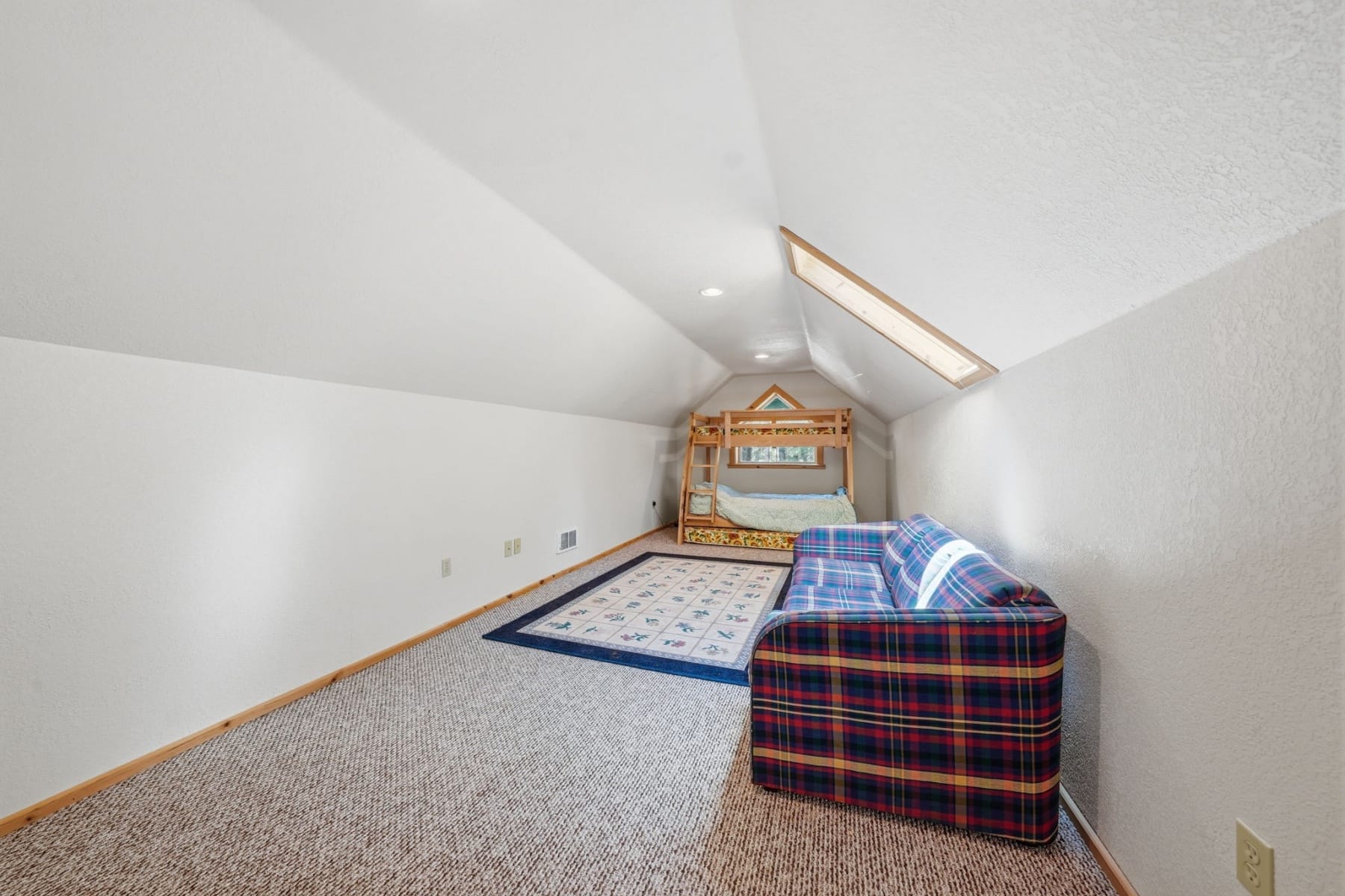  14177 Whitewater Loop La Pine, OR 97739 - 物件實景