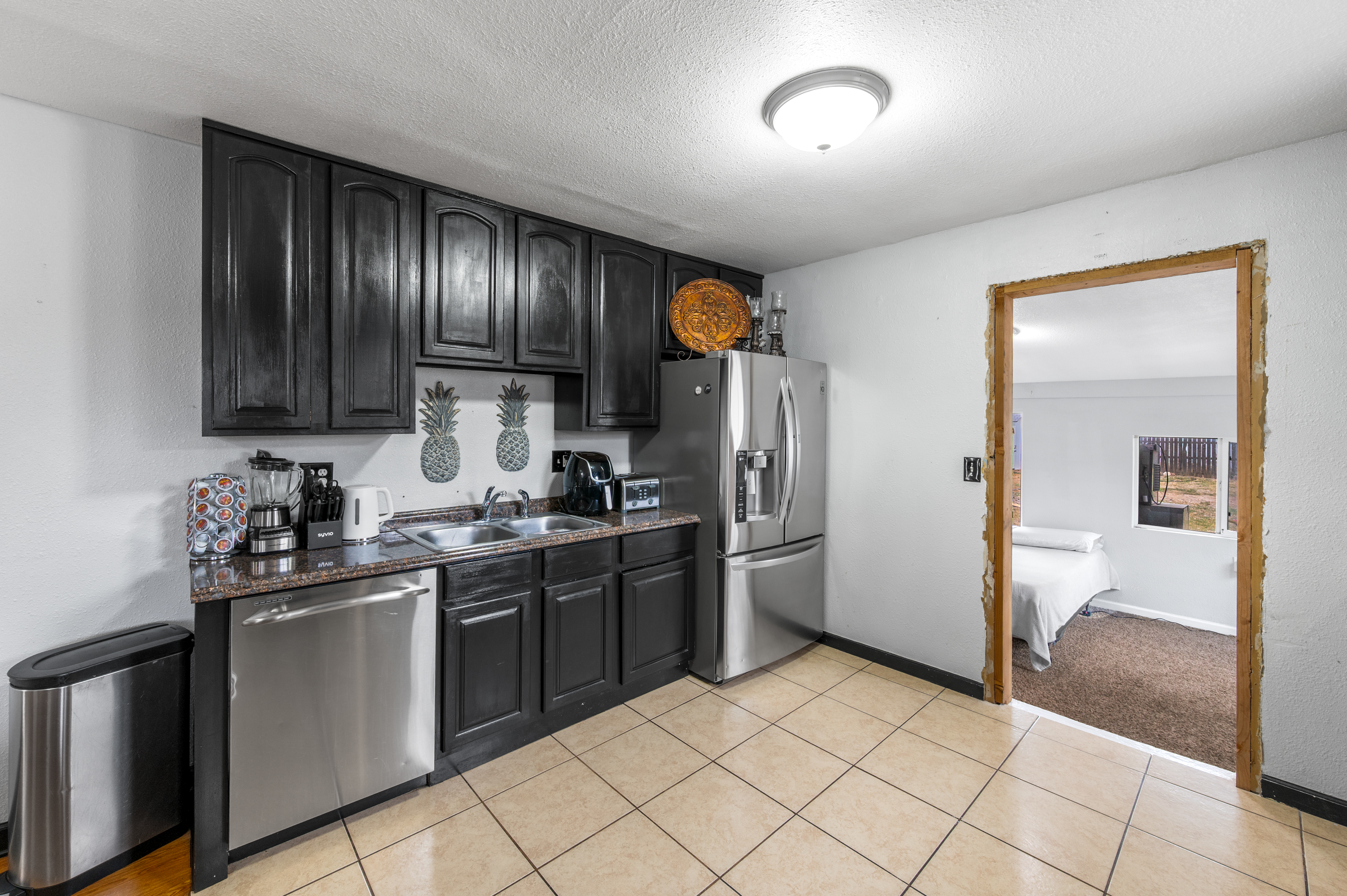  Commerce City Home with Fenced Yard and Plenty of Parking Space - 物件實景