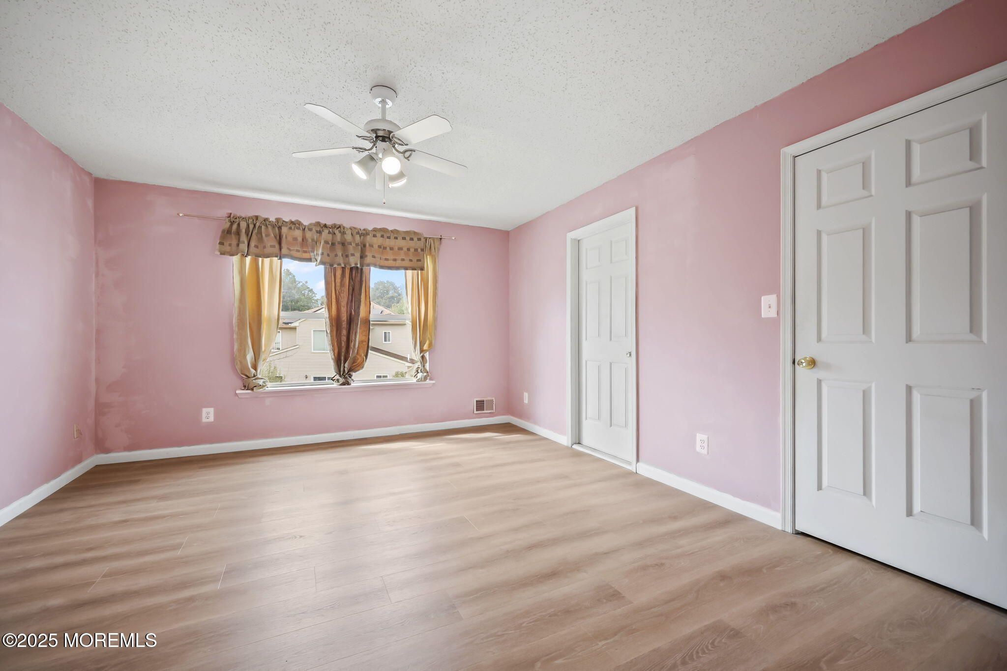 Marlboro, New Jersey, 07746, United States, 4 Bedrooms Bedrooms, ,3 BathroomsBathrooms,Residential,For Sale,1975668