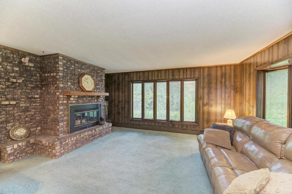 Keeneyville, Illinois, 60172, United States, 4 Bedrooms Bedrooms, ,4 BathroomsBathrooms,Residential,For Sale,1995437