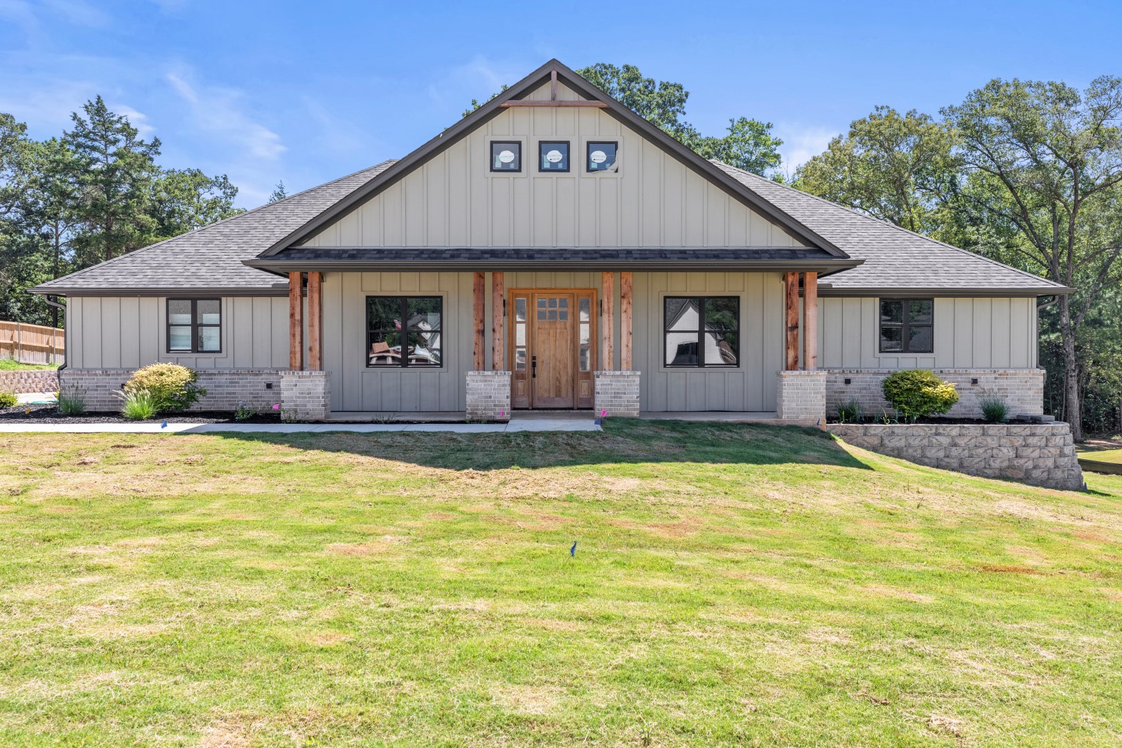 Tyler, Texas, 75706, United States, 4 Bedrooms Bedrooms, ,3 BathroomsBathrooms,Residential,For Sale,1983629