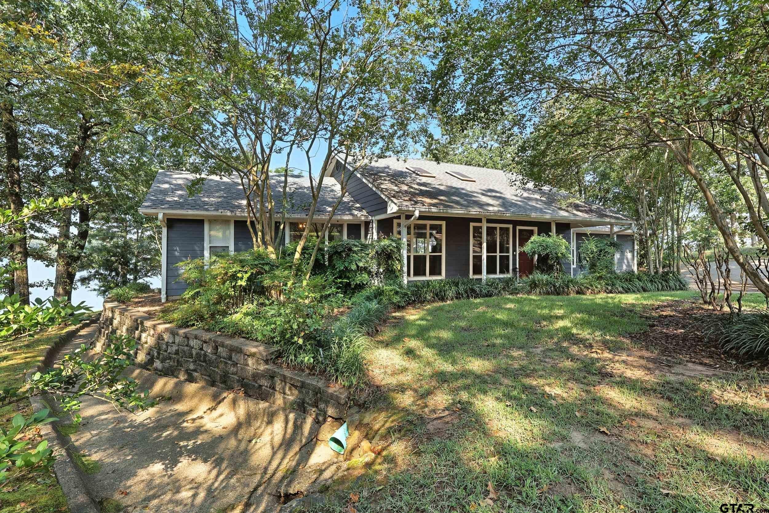 Pittsburg, Texas, 75686, United States, 3 Bedrooms Bedrooms, ,3 BathroomsBathrooms,Residential,For Sale,1977166