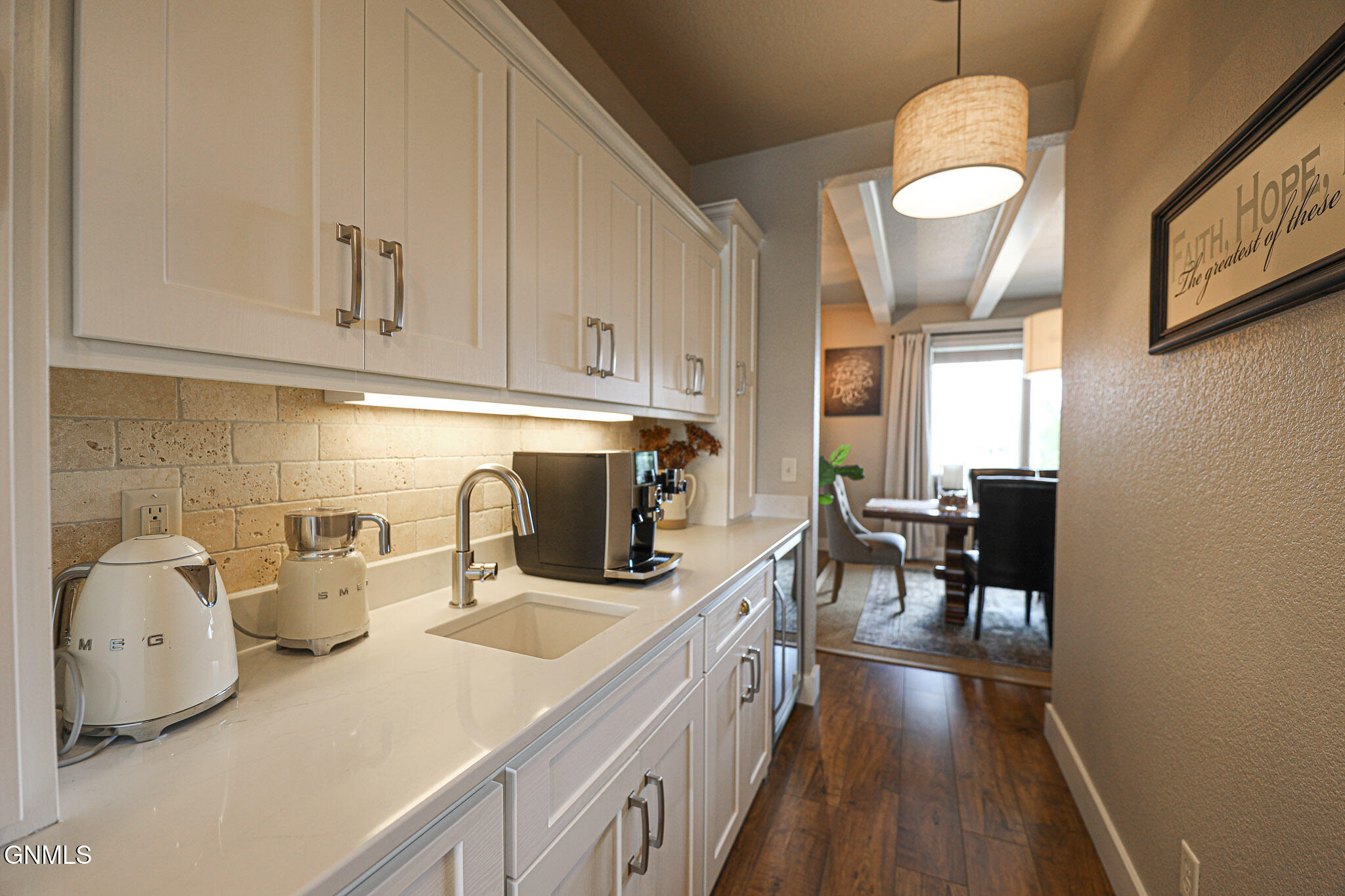 Bismarck, North Dakota, 58503, United States, 6 Bedrooms Bedrooms, ,5 BathroomsBathrooms,Residential,For Sale,1980273