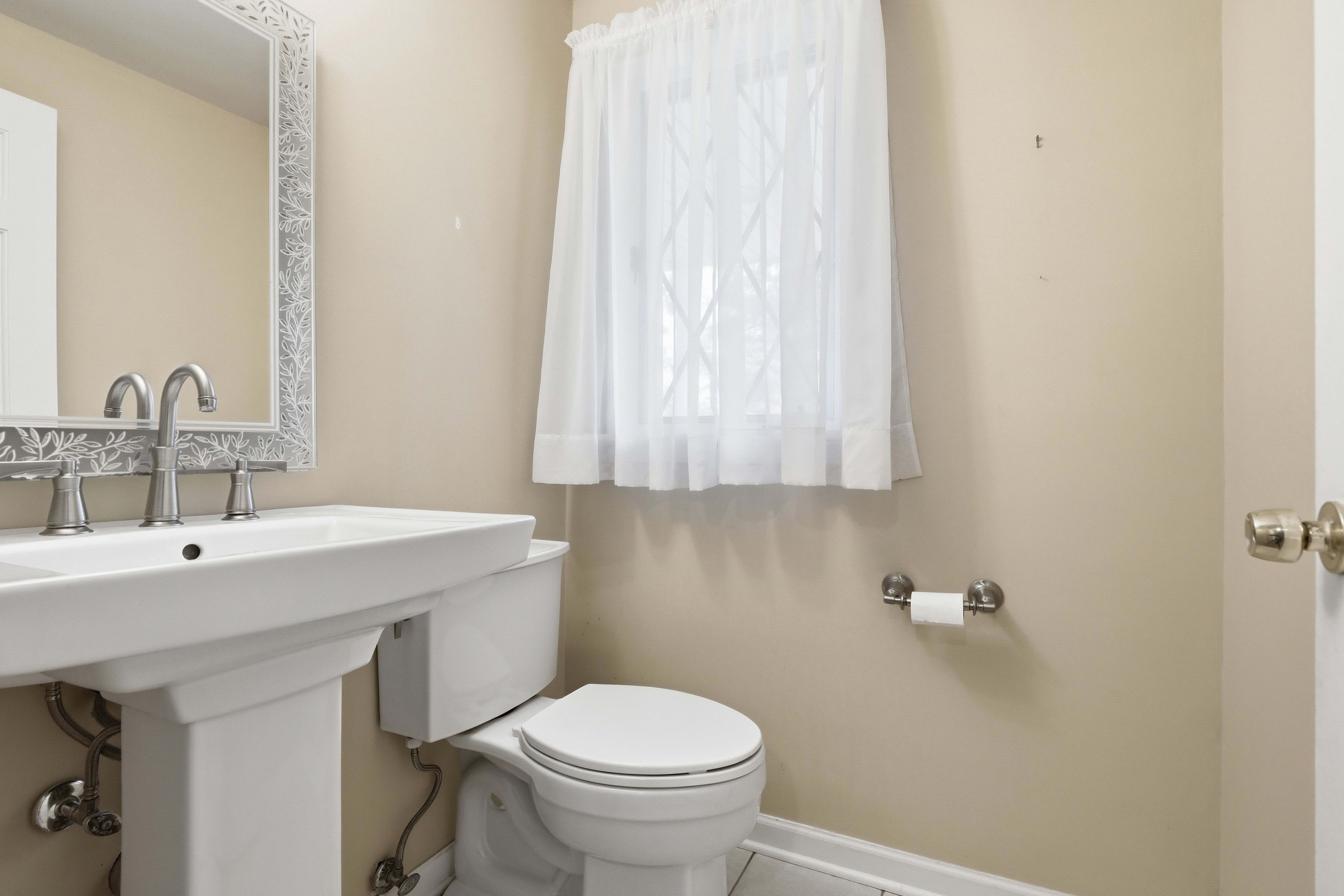  1534 King Charles Drive, Pittsburgh, PA 15237 - 物件實景