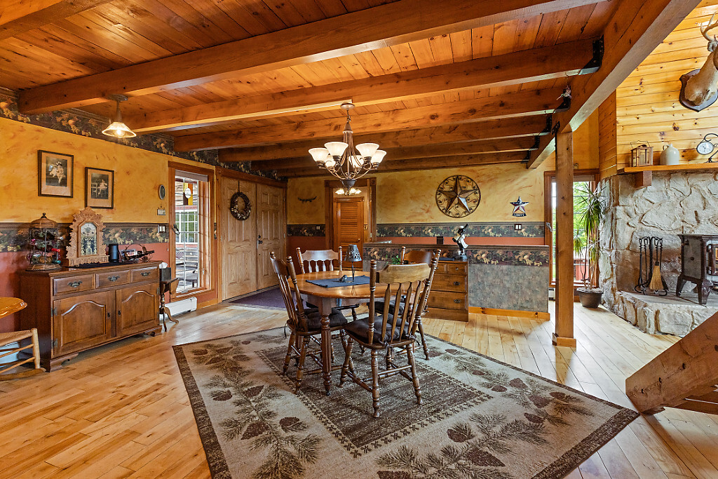 Liberty, Maine, 04949, United States, 2 Bedrooms Bedrooms, ,3 BathroomsBathrooms,Residential,For Sale,1838290