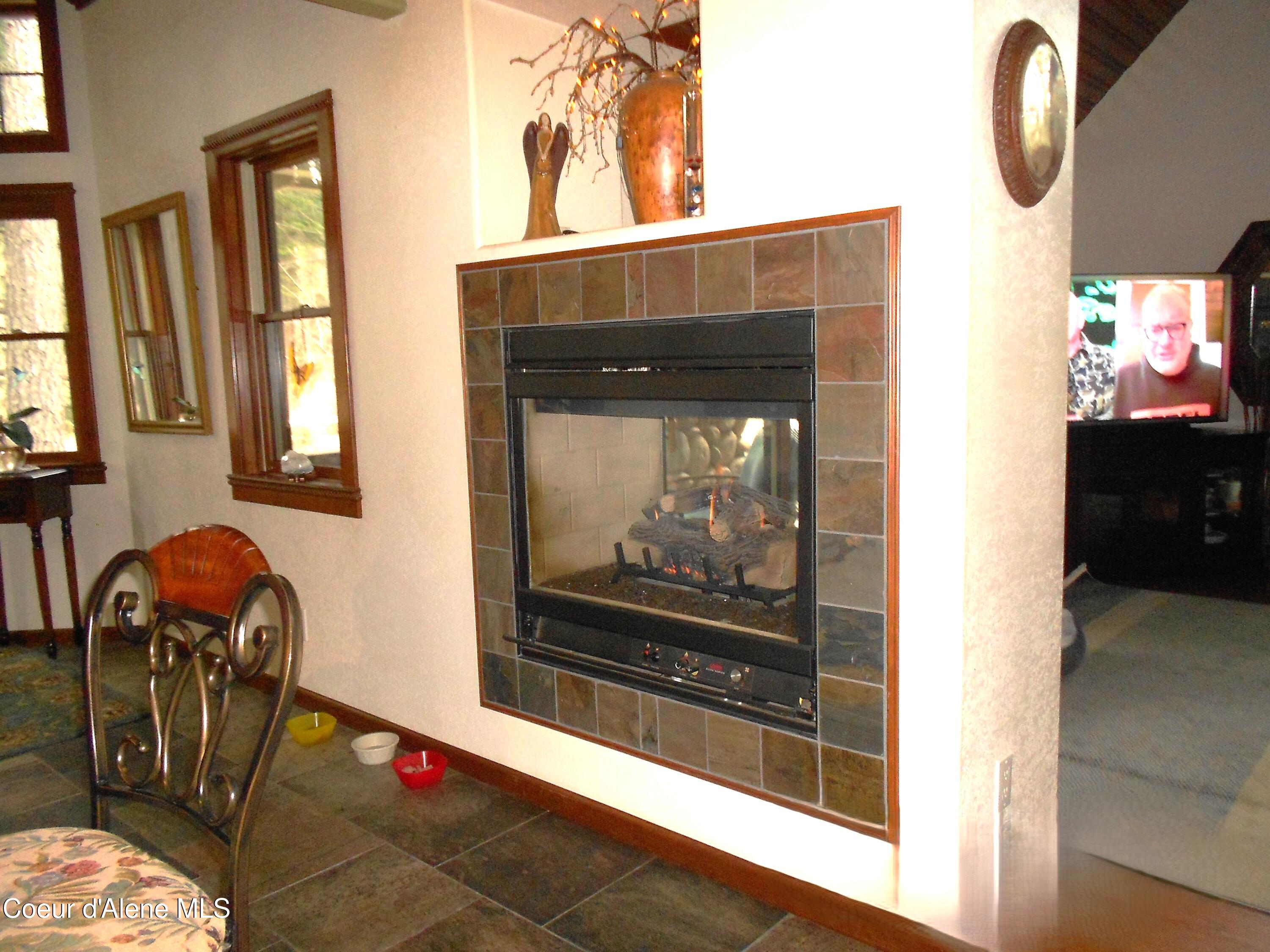 Coeur d'Alene, Idaho, 83814, United States, 4 Bedrooms Bedrooms, ,3 BathroomsBathrooms,Residential,For Sale,2012550