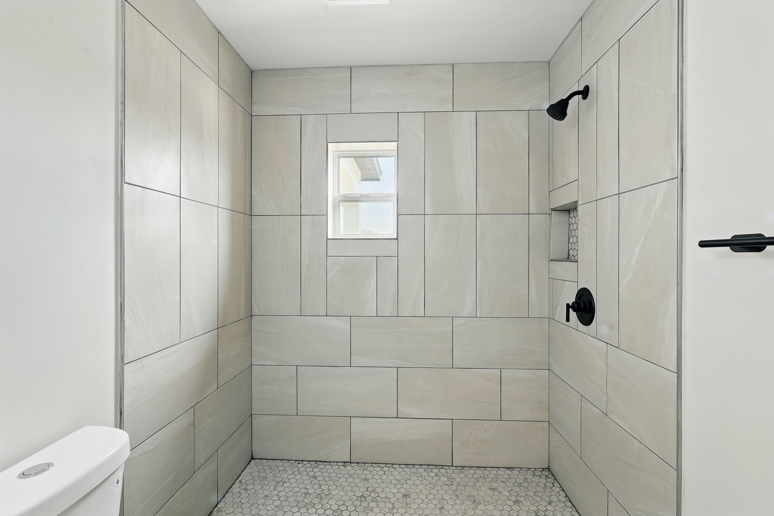 Los Lunas, New Mexico, 87031, United States, 4 Bedrooms Bedrooms, ,2 BathroomsBathrooms,Residential,For Sale,1943131