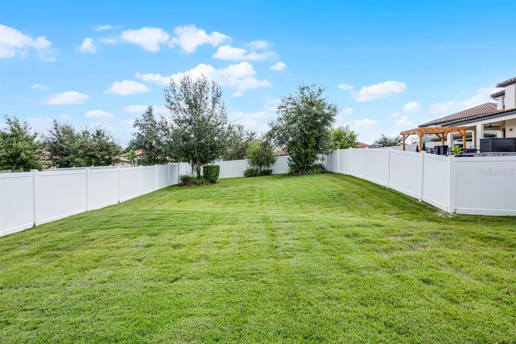 Lakeland, Florida, 33810, United States, 4 Bedrooms Bedrooms, ,3 BathroomsBathrooms,Residential,For Sale,1950901