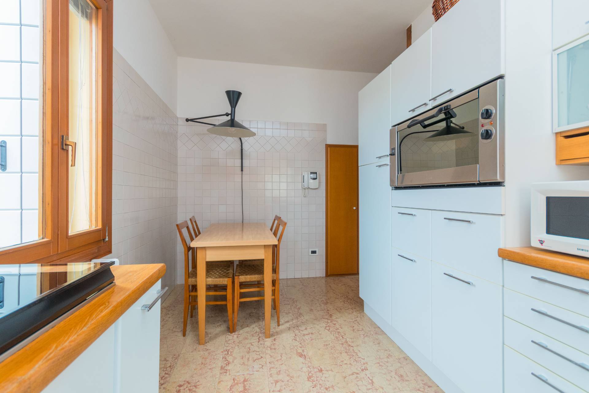 Venezia, Venezia, 30100, IT, 4 Bedrooms Bedrooms, ,2 BathroomsBathrooms,Residential,For Sale,1786336