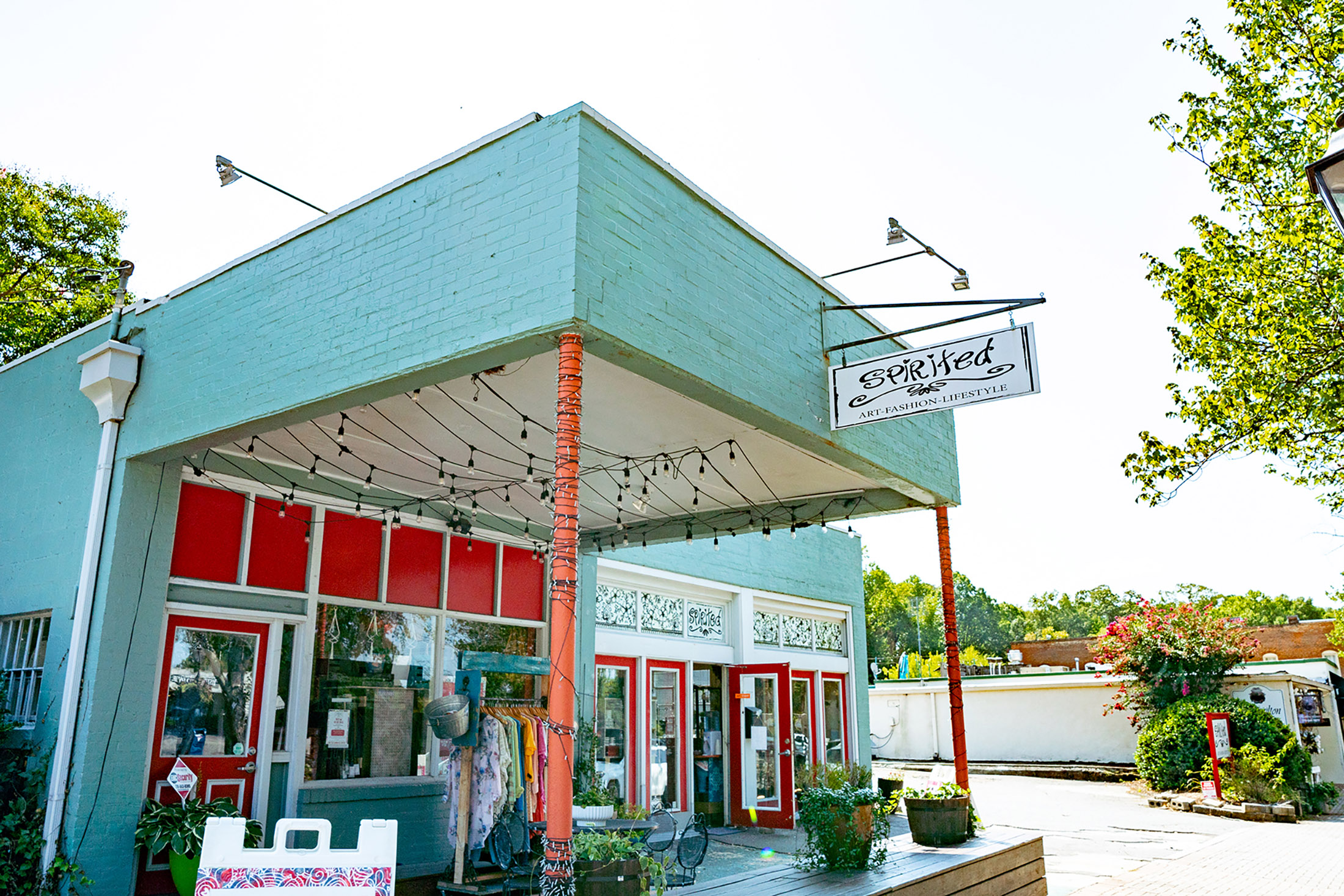  Introducing Another Sophisticated and Well-Crafted Home - 物件實景