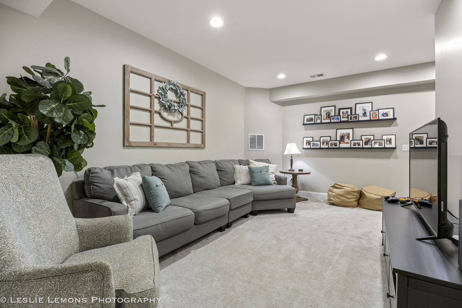 Naperville, Illinois, 60564, United States, 4 Bedrooms Bedrooms, ,5 BathroomsBathrooms,Residential,For Sale,1932801