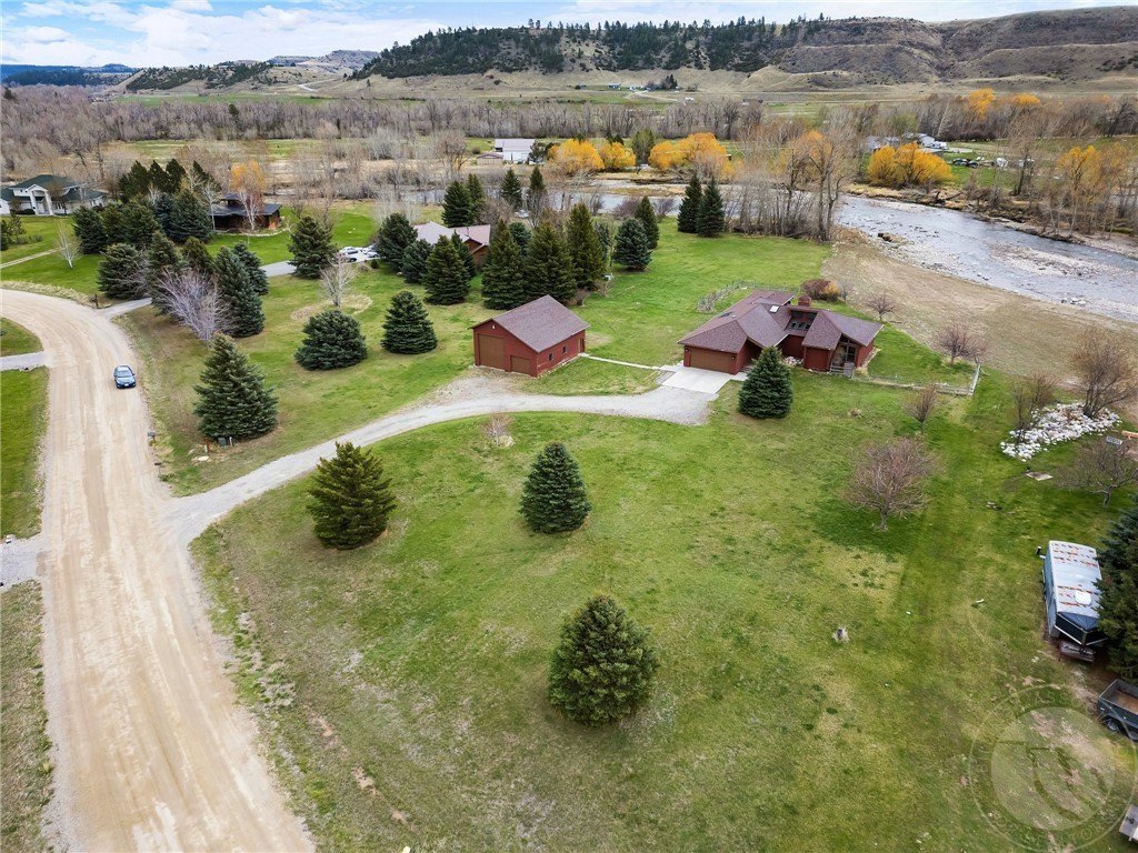 Absarokee, Montana, 59001, United States, 4 Bedrooms Bedrooms, ,4 BathroomsBathrooms,Residential,For Sale,1979121