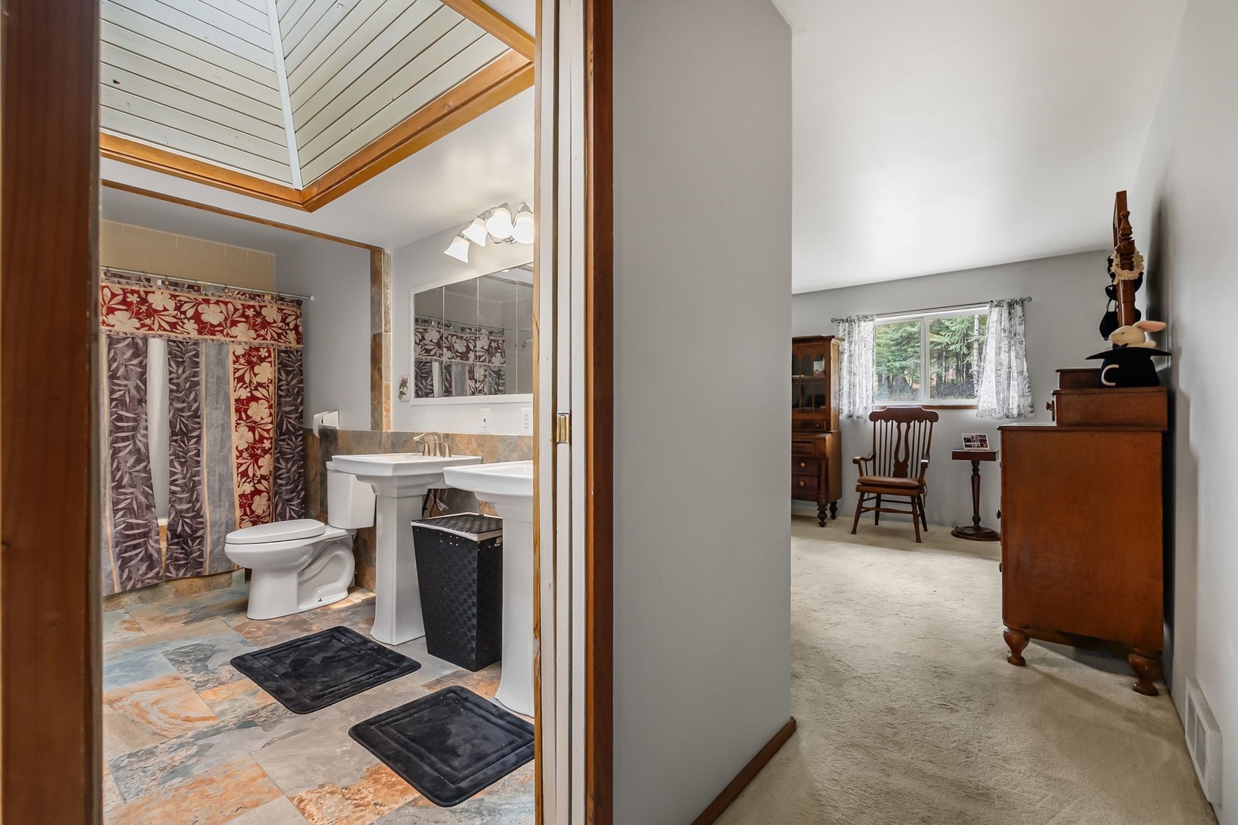  Tree Farm & Home on 6+ Acres - 物件實景