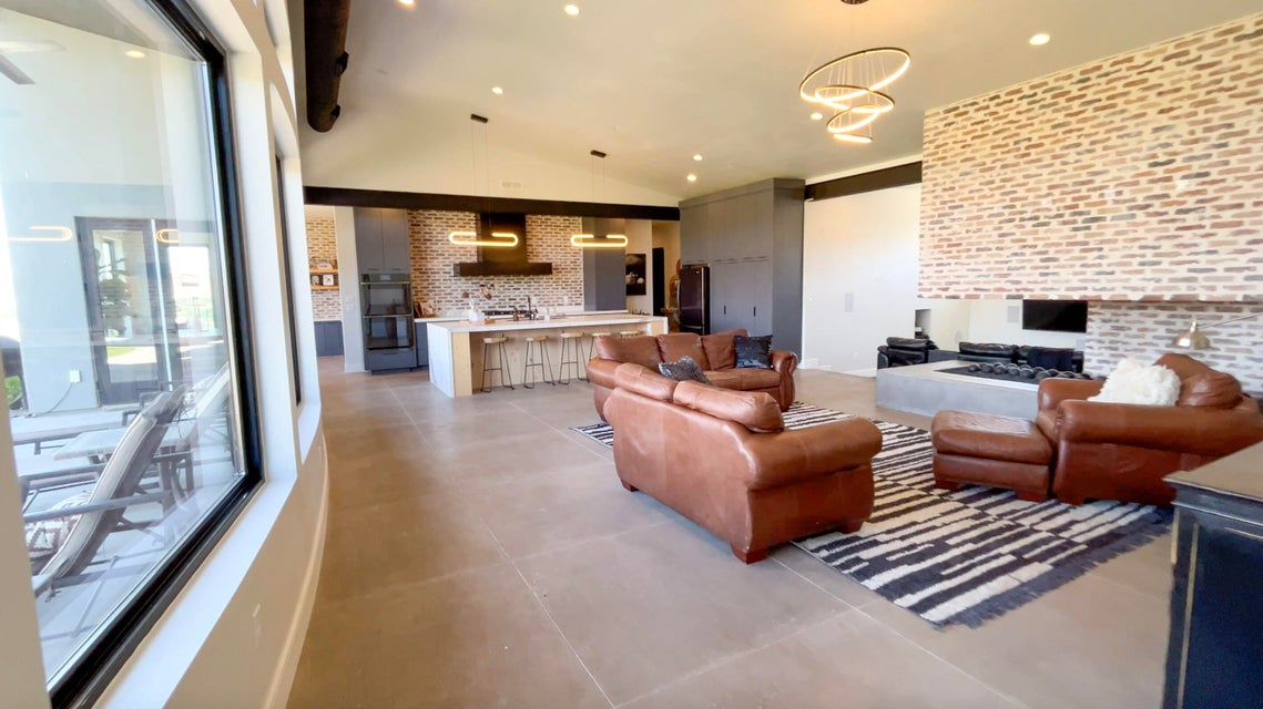 Washington, Utah, 84780, United States, 4 Bedrooms Bedrooms, ,4 BathroomsBathrooms,Residential,For Sale,1998221