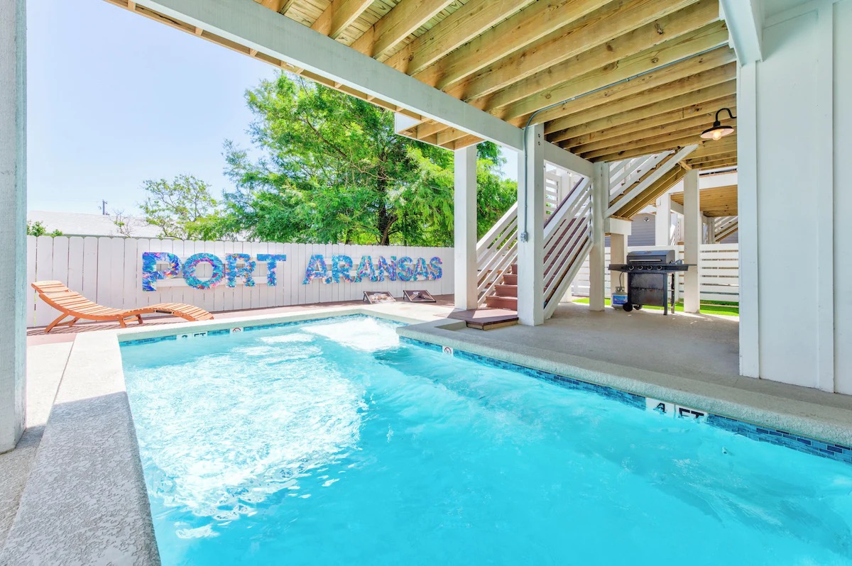 Port Aransas, Texas, 78373, United States, 5 Bedrooms Bedrooms, ,4 BathroomsBathrooms,Residential,For Sale,1982131