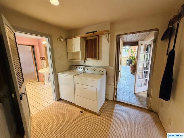 Silver City, New Mexico, 88061, United States, 3 Bedrooms Bedrooms, ,3 BathroomsBathrooms,Residential,For Sale,1983754