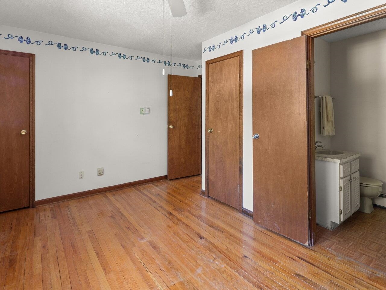 Essex, Vermont, 05452, United States, 4 Bedrooms Bedrooms, ,2 BathroomsBathrooms,Residential,For Sale,1927530
