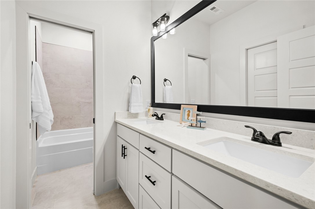 Bentonville, Arkansas, 72713, United States, 4 Bedrooms Bedrooms, ,3 BathroomsBathrooms,Residential,For Sale,2002905