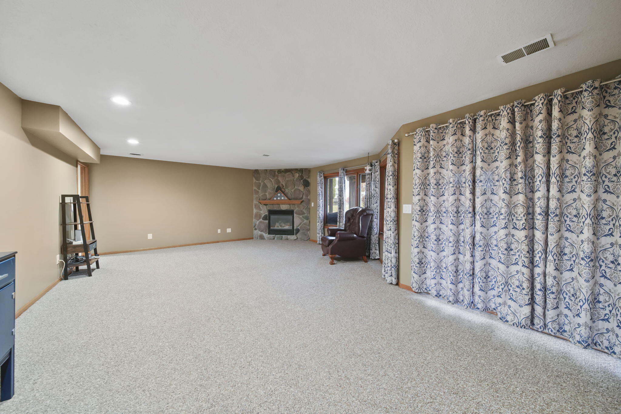 Onsted, Michigan, 49265, United States, 3 Bedrooms Bedrooms, ,3 BathroomsBathrooms,Residential,For Sale,1984603