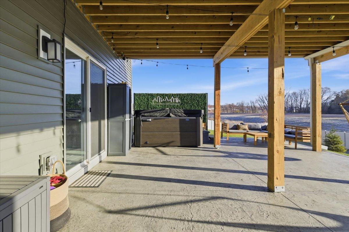 Prior Lake, Minnesota, 55352, United States, 5 Bedrooms Bedrooms, ,2 BathroomsBathrooms,Residential,For Sale,2000604