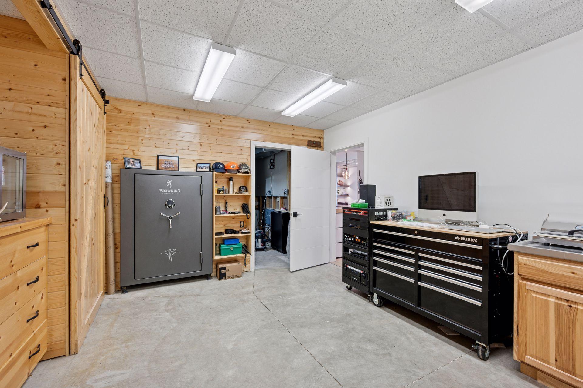 Spicer, Minnesota, 56288, United States, 5 Bedrooms Bedrooms, ,3 BathroomsBathrooms,Residential,For Sale,1993324