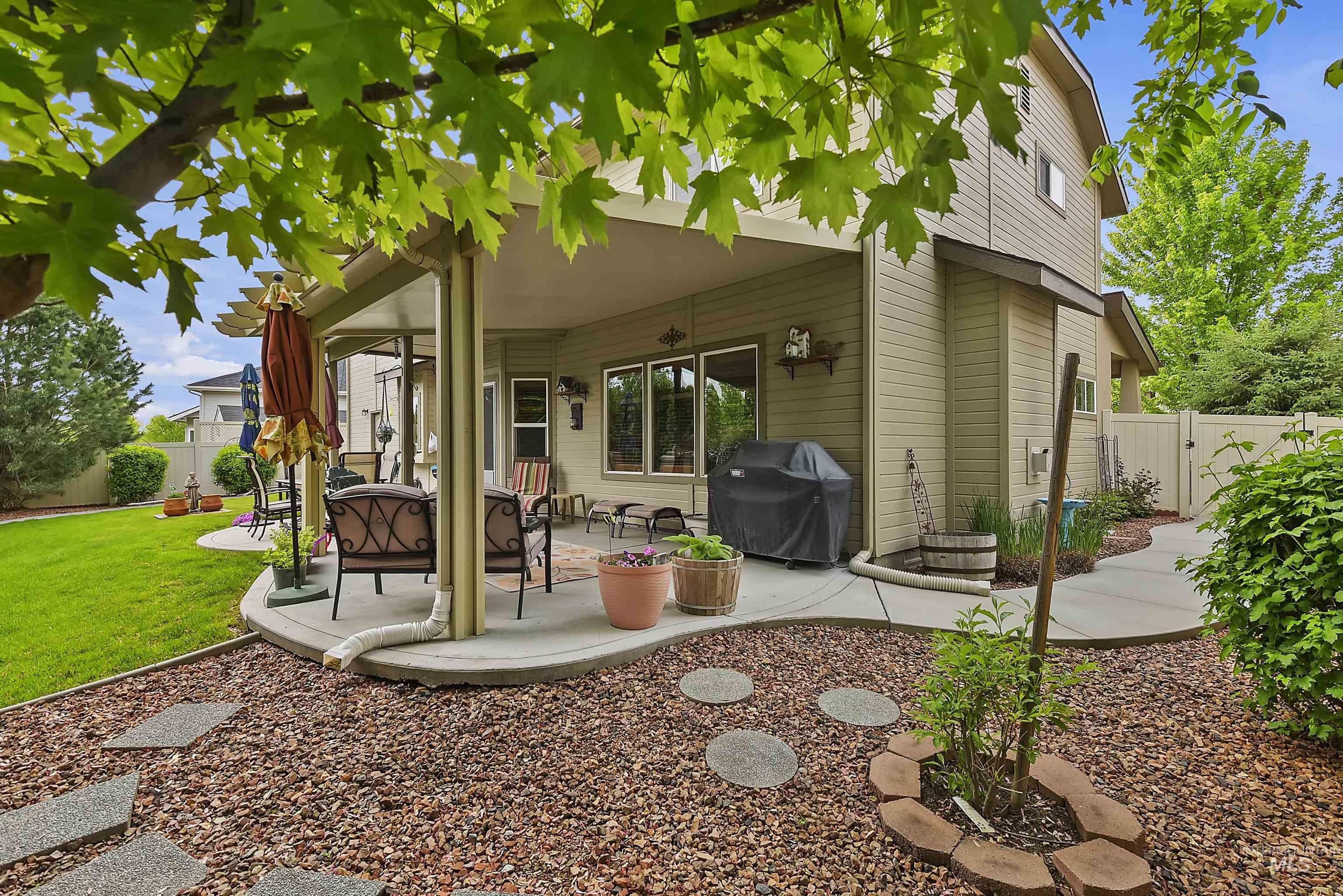 9887 Bray Creek St, Star, Idaho, 83669, United States, 3 Bedrooms Bedrooms, ,3 BathroomsBathrooms,Residential,For Sale,9887 Bray Creek St,1626319