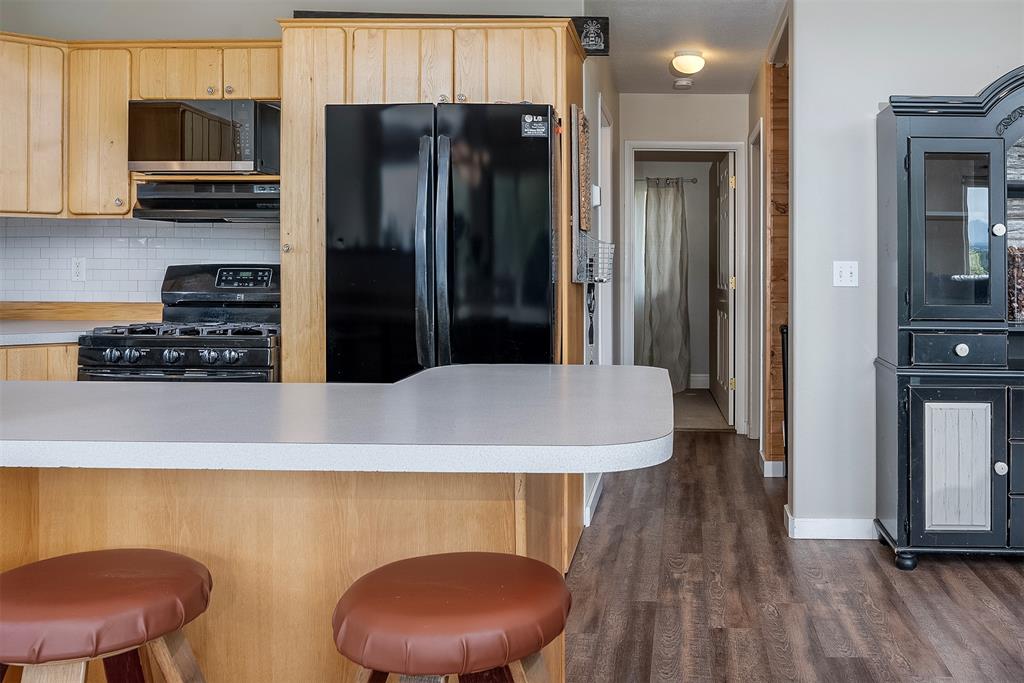 Polson, Montana, 59860, United States, 3 Bedrooms Bedrooms, ,3 BathroomsBathrooms,Residential,For Sale,1888121