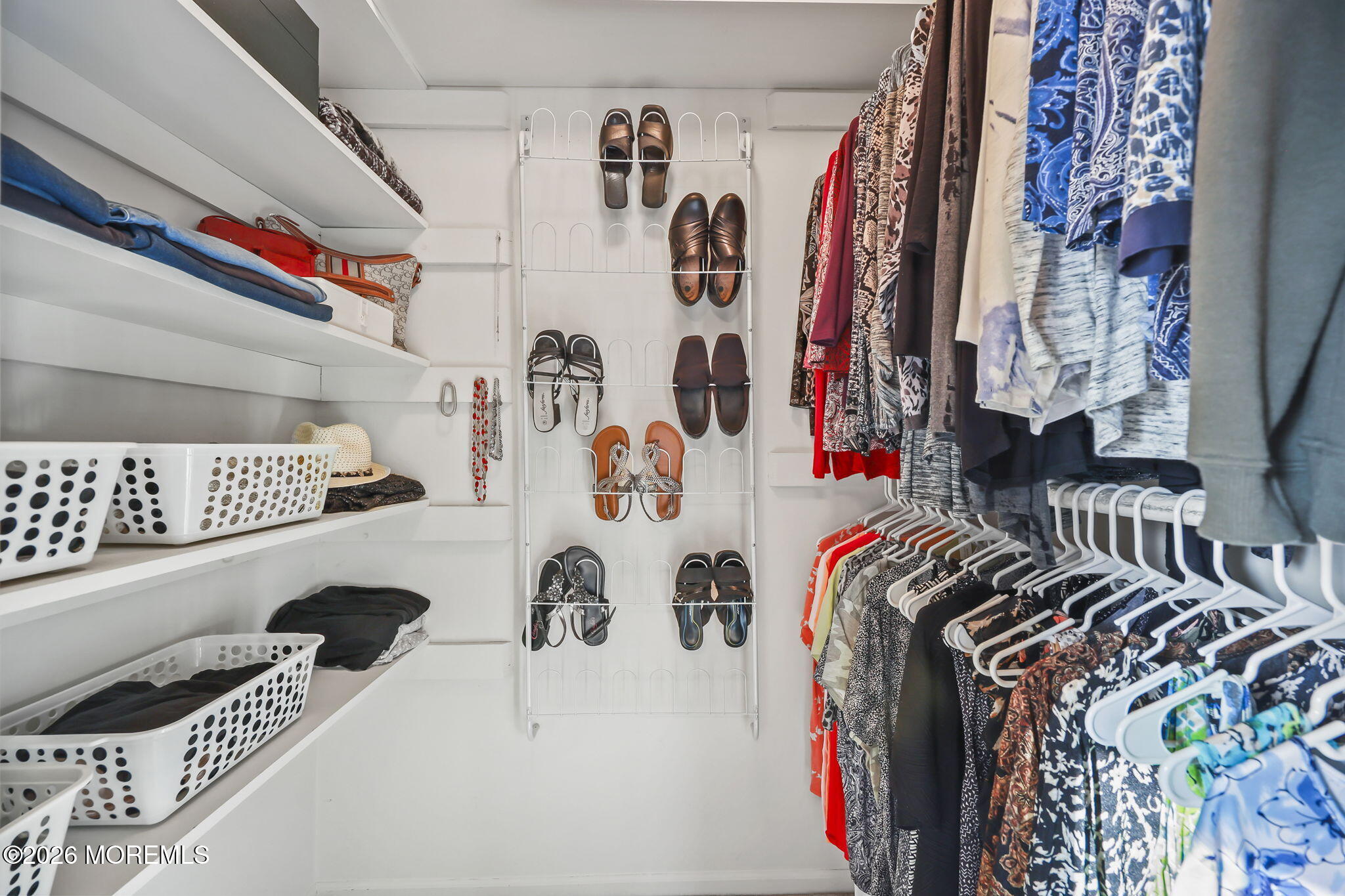 Howell, New Jersey, 07731, United States, 5 Bedrooms Bedrooms, ,3 BathroomsBathrooms,Residential,For Sale,2015351