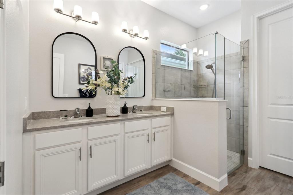 Howey In The Hills, Florida, 34737, United States, 3 Bedrooms Bedrooms, ,2 BathroomsBathrooms,Residential,For Sale,1827803