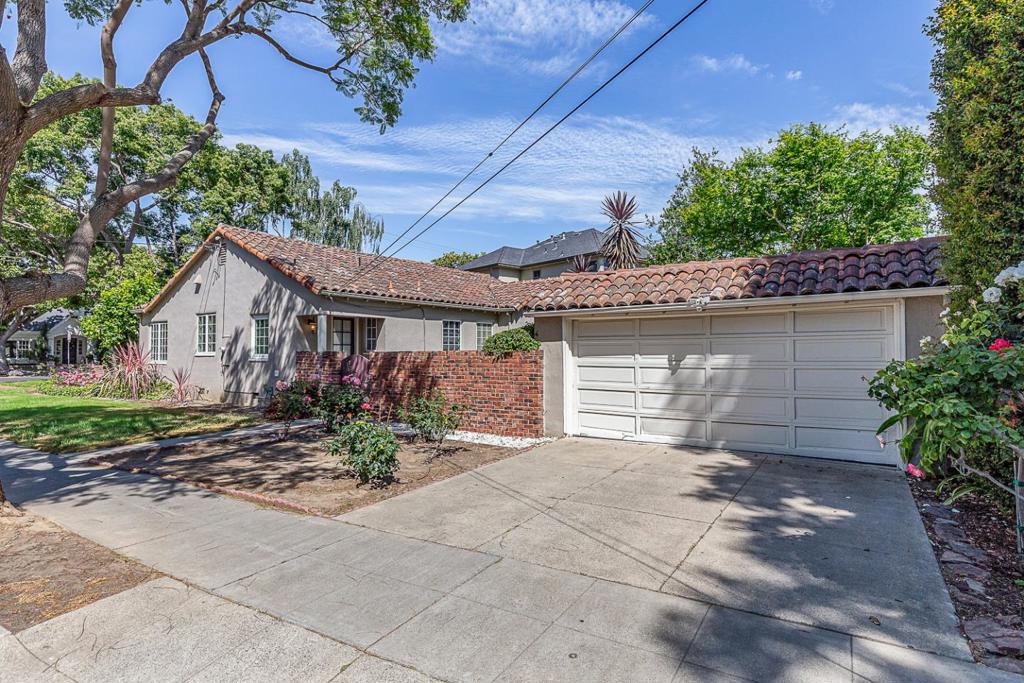 San Jose, California, 95125, United States, 3 Bedrooms Bedrooms, ,2 BathroomsBathrooms,Residential,For Sale,1825152